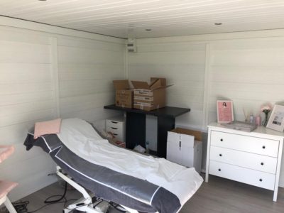 Composite Garden Room Beauticians In Luton Inside Shot 3