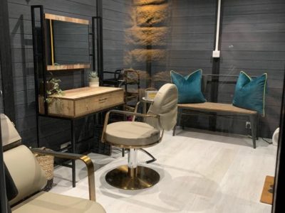 Lutun Garden Room As Hair Dresser Inside Shot